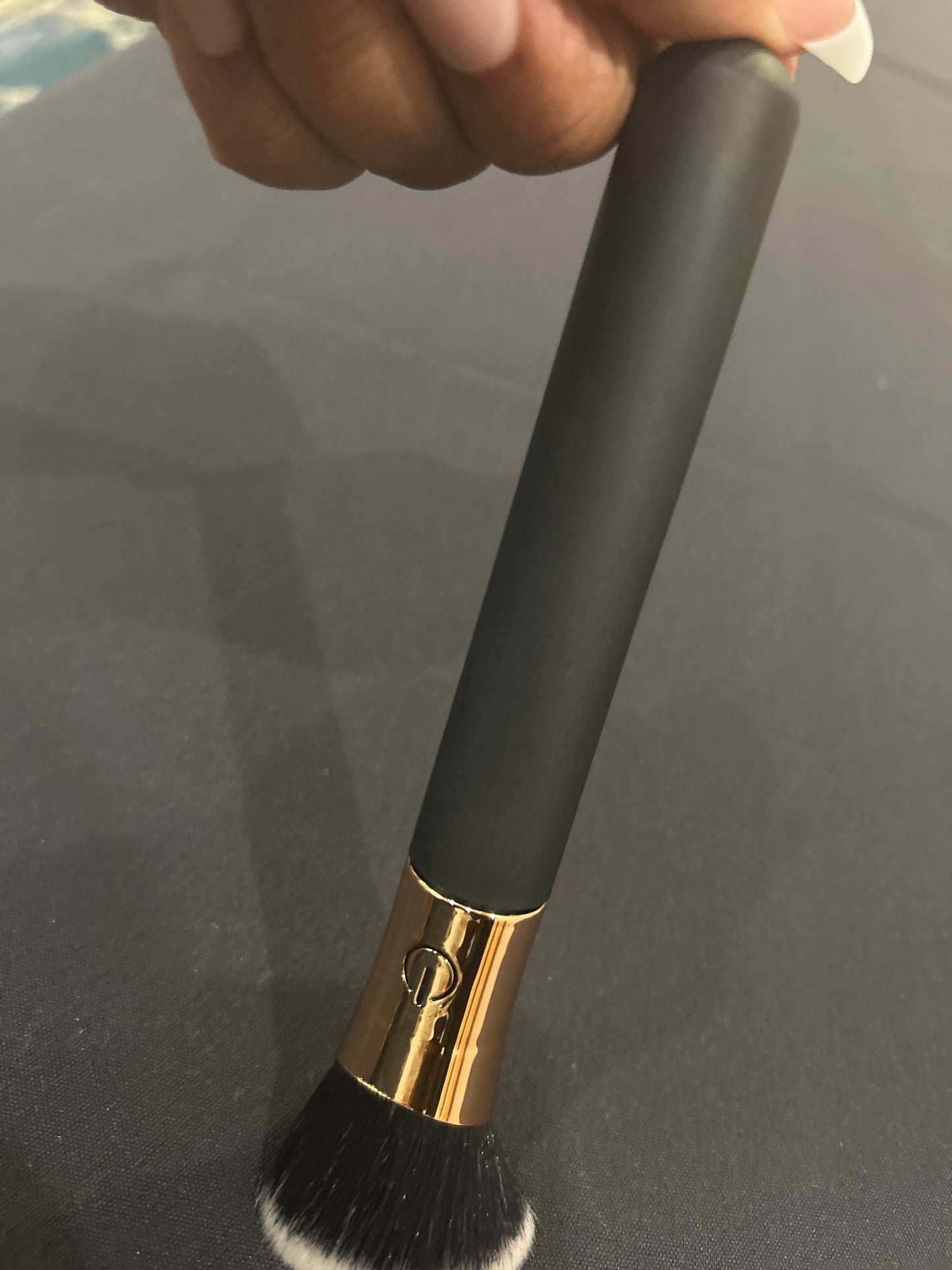 Nut brush